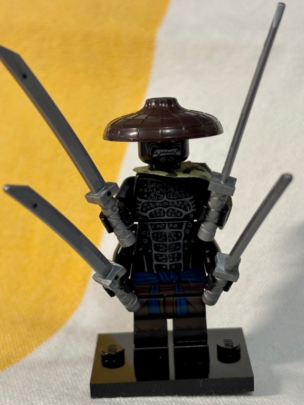 THE LEGO NINJAGO MOVIE "Jungle Garmadon" njo0310 With stand & all accessories.